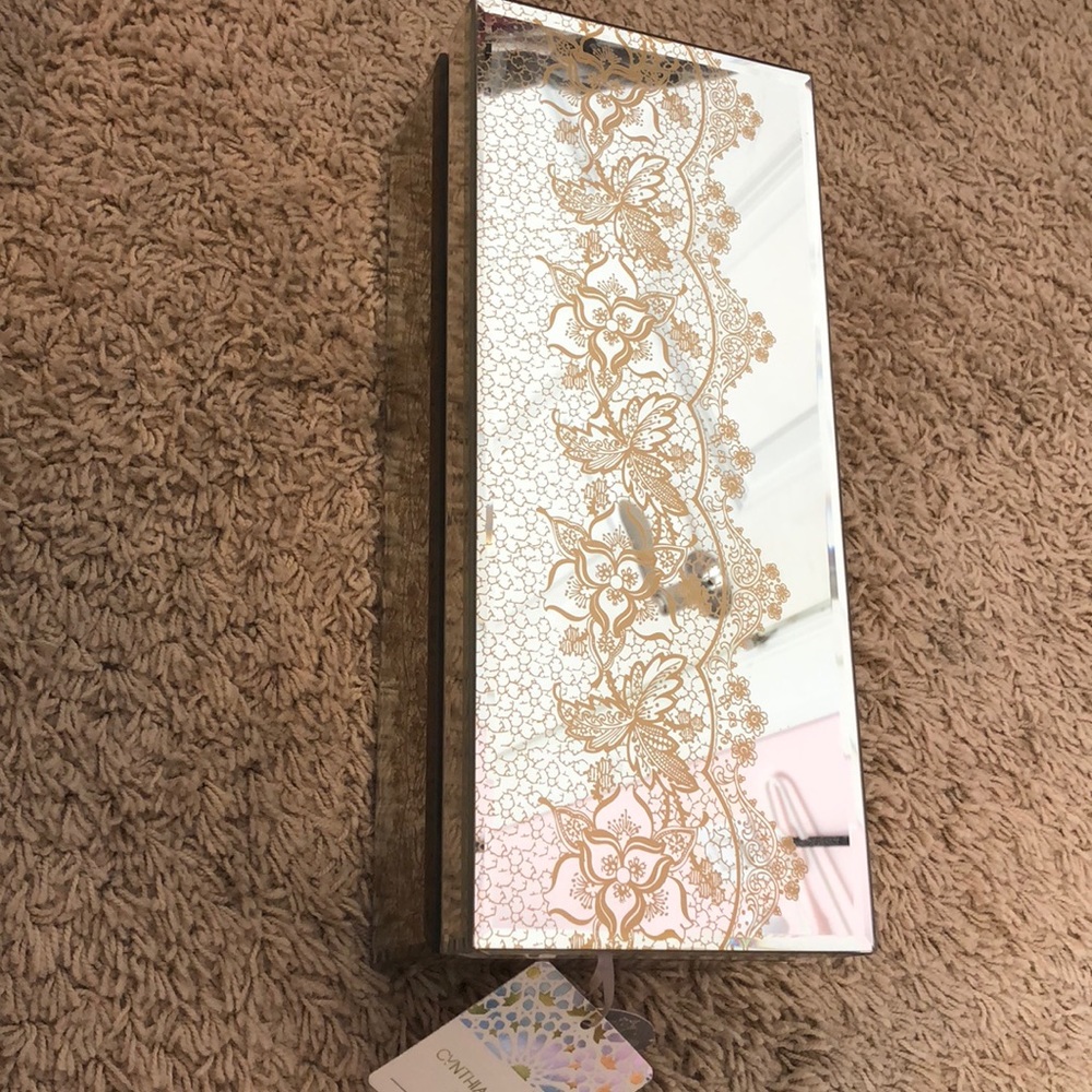 Mirrored Jewelry Box! 💜